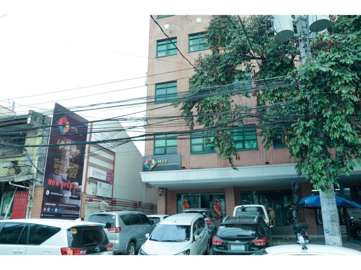 M28 Hotel And Apartments Manila Exterior photo